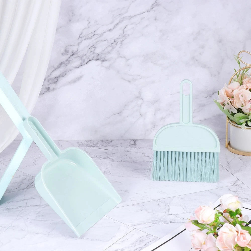 6 Sets Reptile Mini Broom Dustpan Set Pet Cleaning Tool Supplies (Blue)
