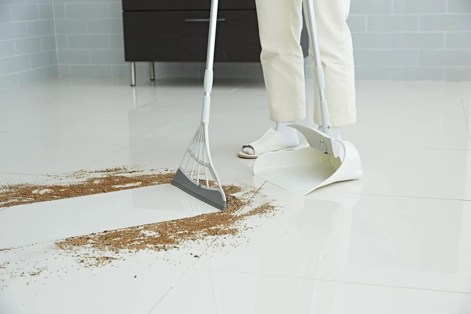 Innovative All-Surface Cleaning Set - Capture Dust, Hair & Spills Effortlessly