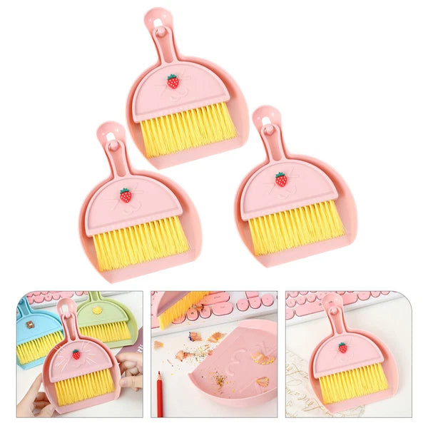 Set of 4 Mini Broom Child Multipurpose Crevice Cleaning Brush Desk