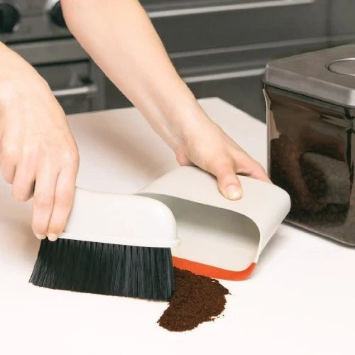 OXO Good Grips Little Dustpan and Brush Set Red