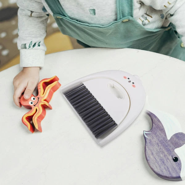 3 Sets Mini Dustpan and Broom Set, Cartoon Small Broom and-